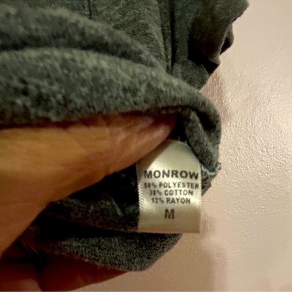 Monrow Crop Tee in Green Sz M - Picture 6 of 6